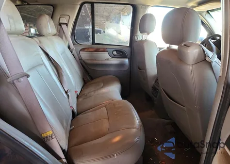 2005 GMC Envoy z USA, uszkodzony, nr VIN 1GKDS13S652336749